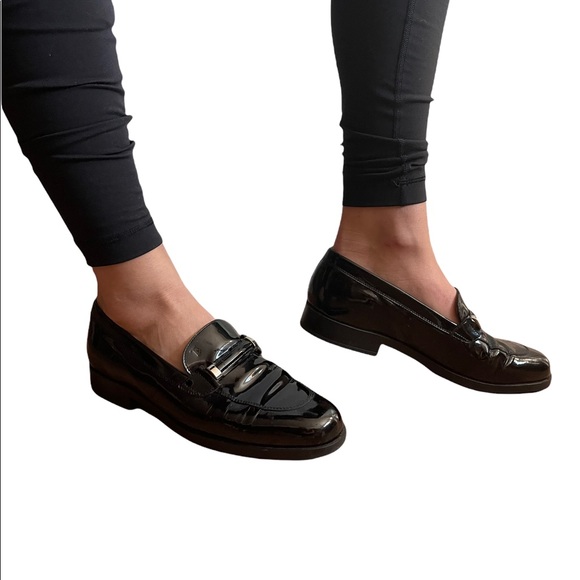 Tods Black Patent Leather Womens Loafers 39 - Picture 2 of 16